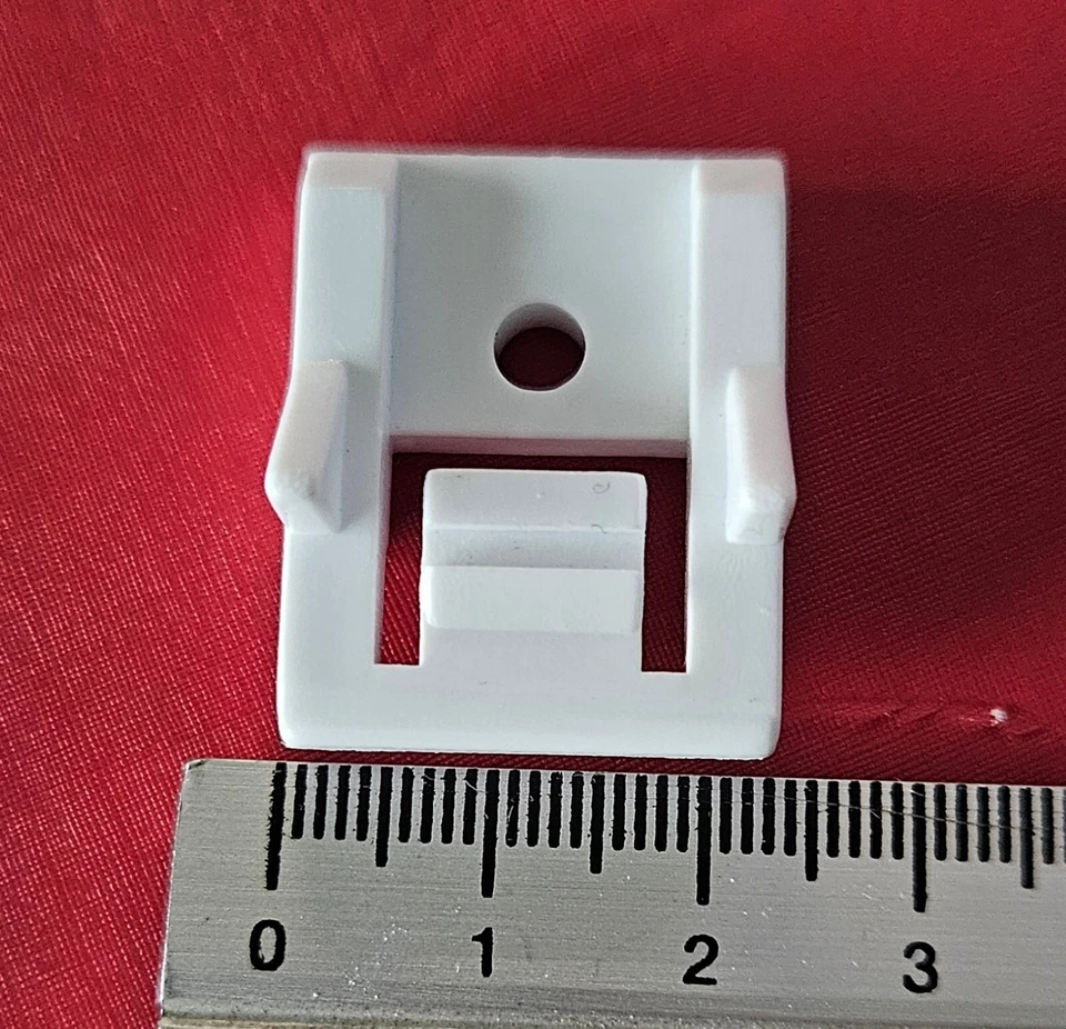 Supporto a soffitto per binario tenda ARQUATI RONDE - GUIZZO - 12 Pezzi - Immagine 3 di 3