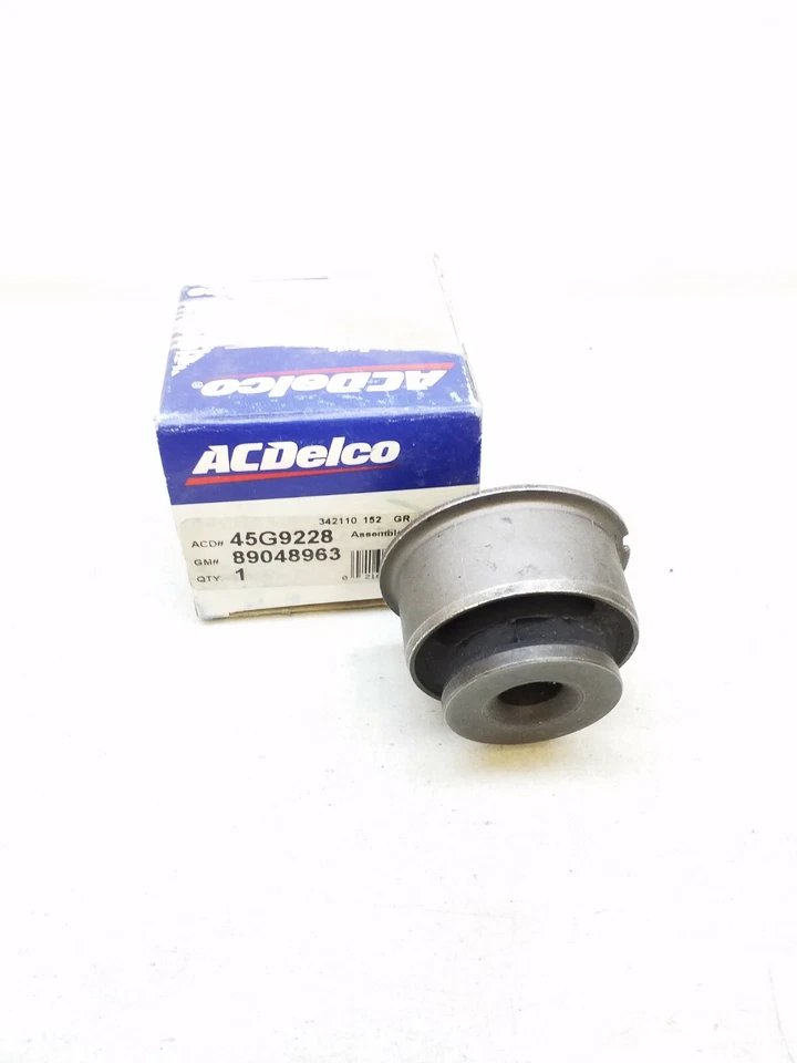 Buje de brazo de control delantero inferior trasero 45G9228 para Dodge Neon 1995-1999 Foto 2 de 3