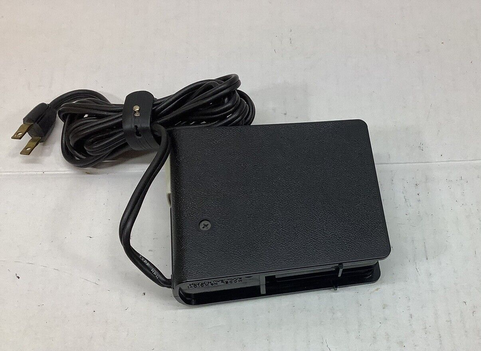 Westinghouse Steam Press Valet w/ Soft Case & Instructions Model HQ10