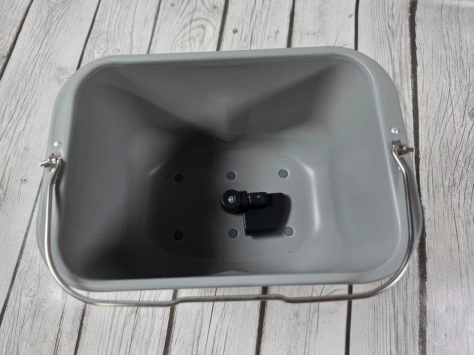 Breville Bread Pan Assembly and Paddle for BBM800XL Bread Machine - Image 2 of 3