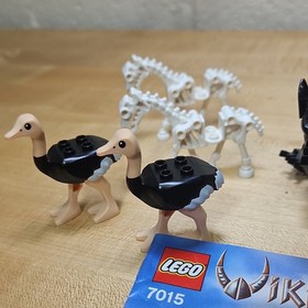 LEGO Vikings Fenris Wolf 7015 incomplete, 2 ostriches, polar bear, 2 Skele horse