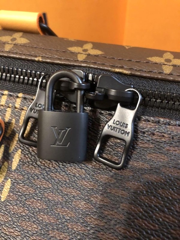 Louis Vuitton Keepall Bandouliere Nigo Giant Damier Duffle 50