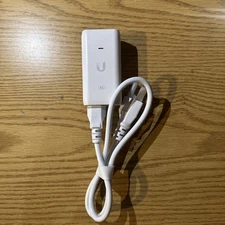 Ubiquiti UniFi PoE Injector with Power Cord and Wall Mount