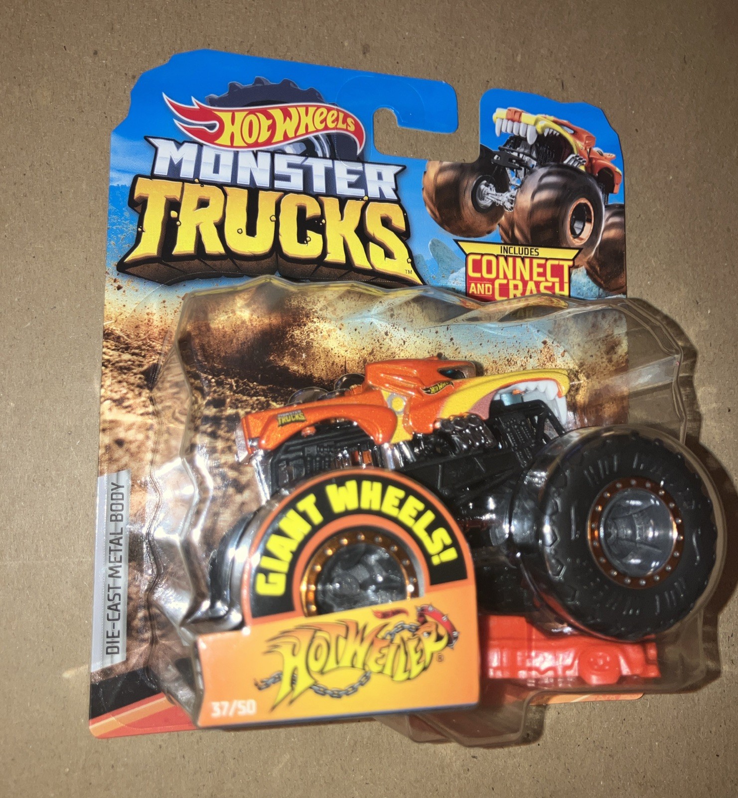 Hot Wheels Monster Trucks Hotweiler Connect And Crash 2019 New 37/50
