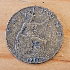 1911 King George V Farthing 1/4d coin - First Year of Issue - Almost F