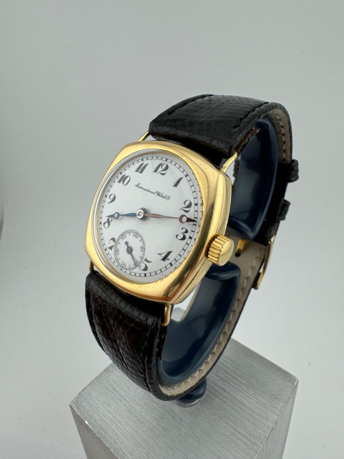 International Watch IWC 1920 Art Deco Rare Watch 18KT Gold Cushion Case Manual