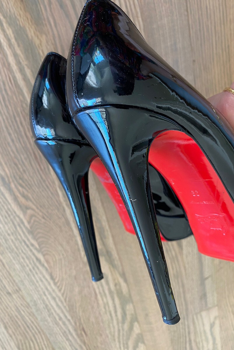 未使用 Christian Louboutin ブラックレザー ハイヒール37 CHRISTIAN LOUBOUTIN Black Leather Rounded Toe Hi Heel