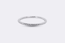 14k White Gold Twisted Stacking Ring Size 5 0.90g. 