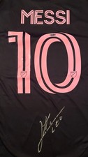 Lionel Messi Signed Jersey With COA 3101292 