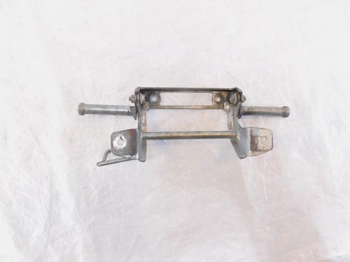 Honda CBR900RR CBR929RR FireBlade CBR 900 929 Seat Saddle Mount Bracket & Hinge - Picture 9 of 9