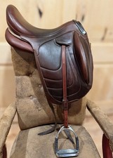 17.5 Devoucoux Makila Harmonie Dressage Saddl...