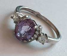 Vintage ring sterling silver 925 Size 7.5 Weight 2.4 g. Amethyst.