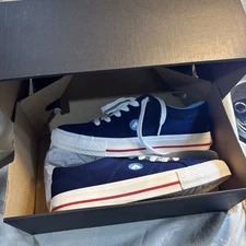 Brand new air walk navy blue tennis shoes men’s size 9