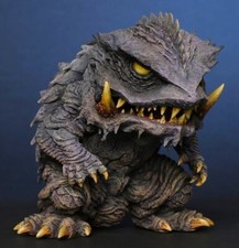 X-PLUS DEFOREAL TRAUMA GAMERA 3 1999 VERSIONE REGOLARE VENDITORE USA!!! ULTIMO! Nuovo con scatola