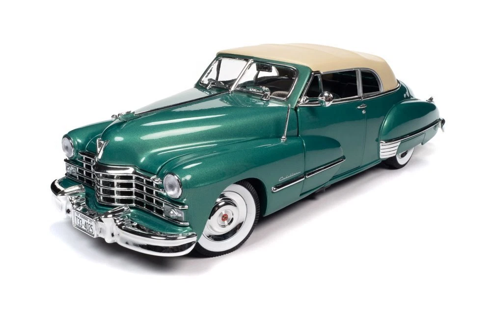 No11ミニカー1/18箱ありCadillac Superior Crown No11ミニカー1/18箱ありCadillac Superior Crown Cadillac 1:18 Scale