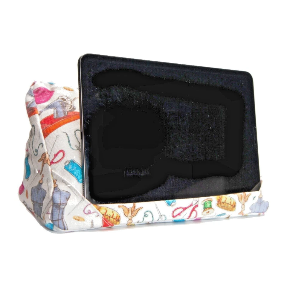 Tablet Cushion Sewing Fashion i-Pad Pillow Kindle Stand i-Pad Holder - Image 3 of 4