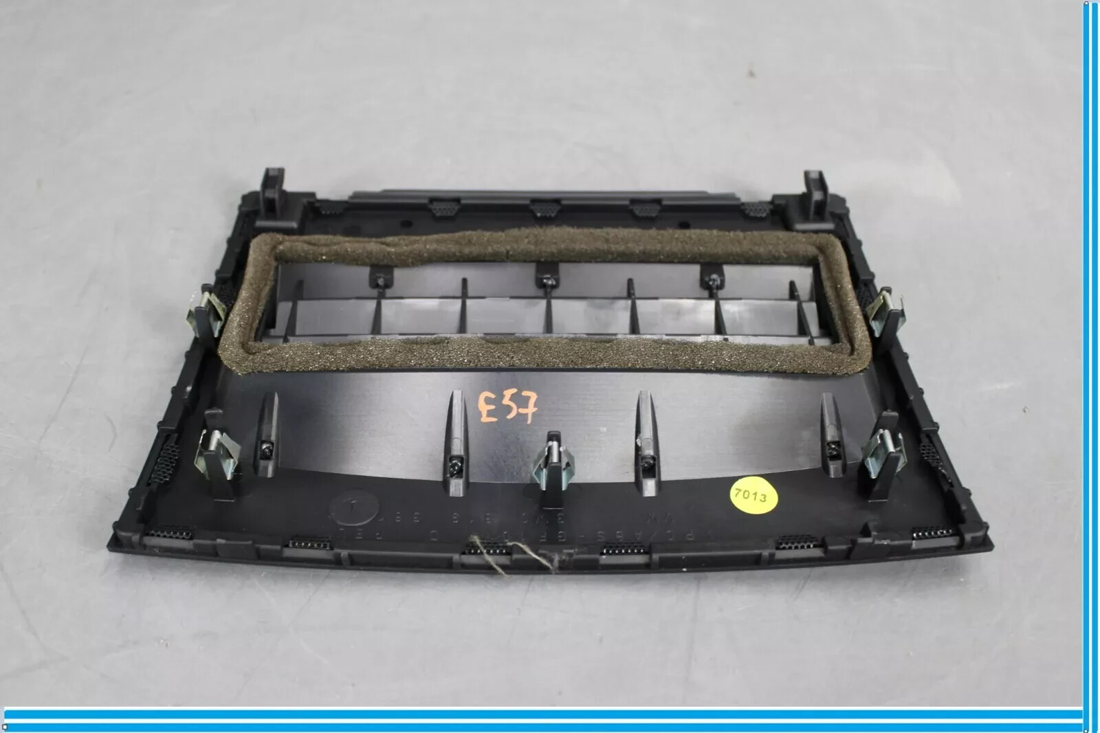 03-12 Bentley Continental GT GTC Flying Spur Dashboard Dash AC A/C Air Vent OEM