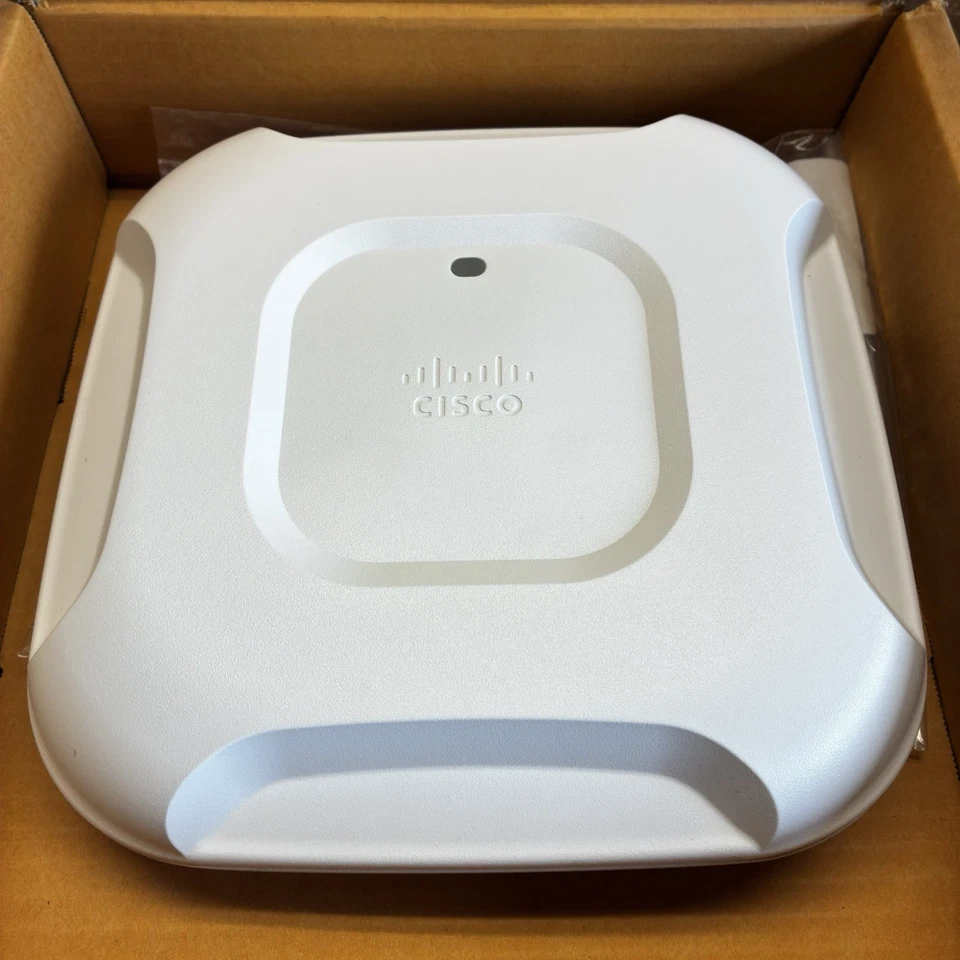 Cisco Aironet 3702i Wireless Access Point AIR-CAP3702I-Z-K9 AP w/ Bracket - Image 3 of 4