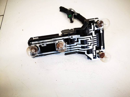 Volkswagen Passat 1997 Tailight Bulb Holder (Lamp Carrier) 3b99452 #2441241-37