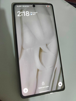 Google Pixel 7 Pro Smartphone 128 GB in Gold/Beige, Slate-Design