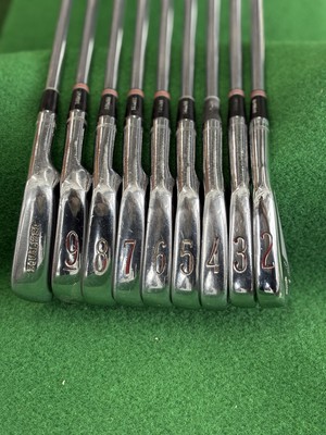 BEN HOGAN DIRECTOR 1974 IRON SET 2-9, PW STANDARD LENGTH/LOFT/LIE