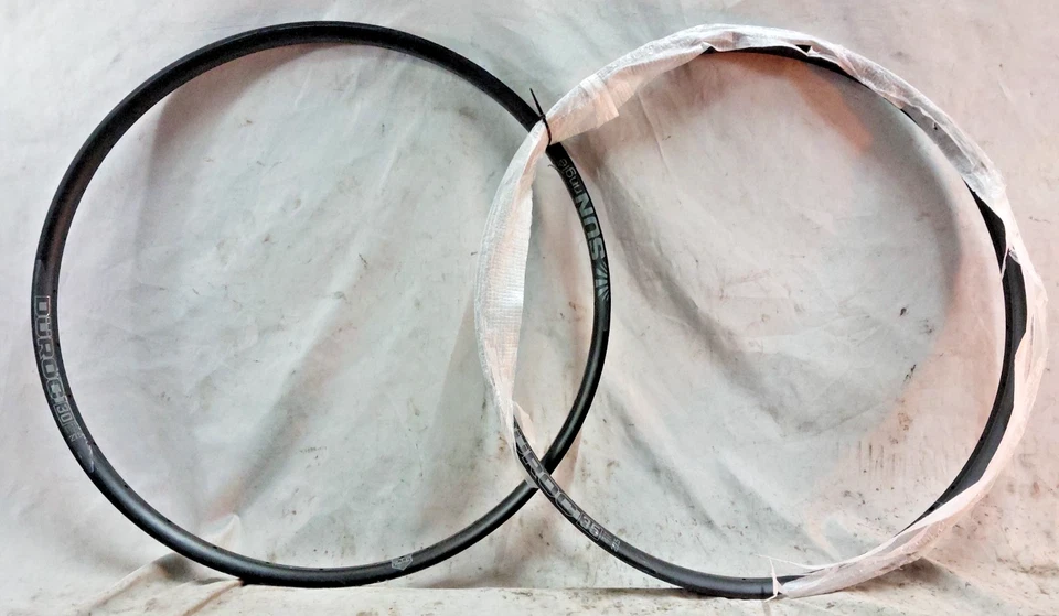 Juego de llantas de bicicleta MTB Sun Ringle Duroc 30 27,5" 650B 32S 584ISO disco doble pared NEGRO Foto 2 de 4