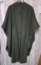 1970s NOS Dark Green Wool Blend Cape Coat Medium Open sides
