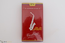 Vandoren Java Red Alto Saxophone Reeds, 2.5, Box of 10