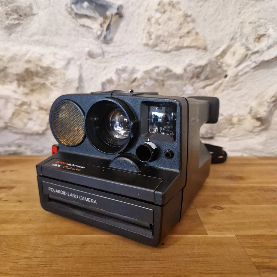 POLAROID LAND CAMERA SONAR AUTOFOCUS 5000 APPAREIL PHOTO INSTANTANE SACOCHE TBE - Photo 2/4