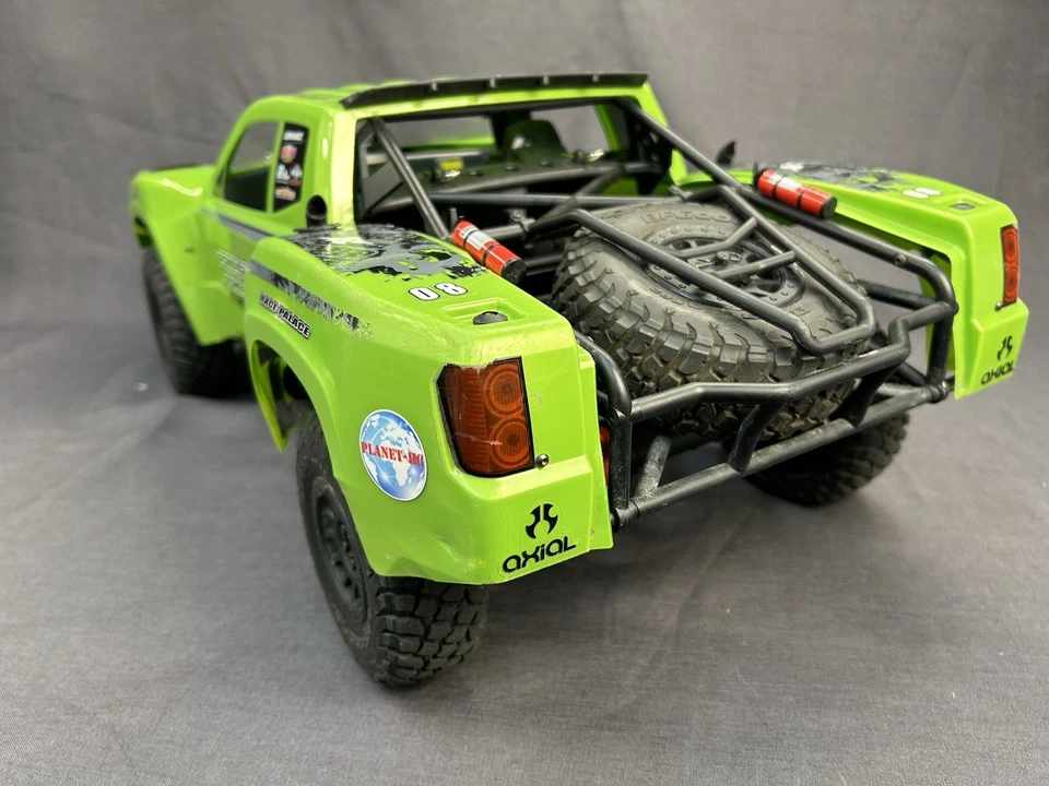 Axial Yeti Score 380 RC  With upgrades and electronics. - Bild 3 von 4
