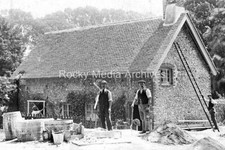 csg-99 Construction Labourers, Madehurst, West Sussex. Photo