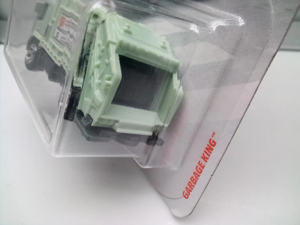 Matchbox Superfast / MB 742 - Garbage King - National Parks - Model Truck x1 - Image 4 of 4