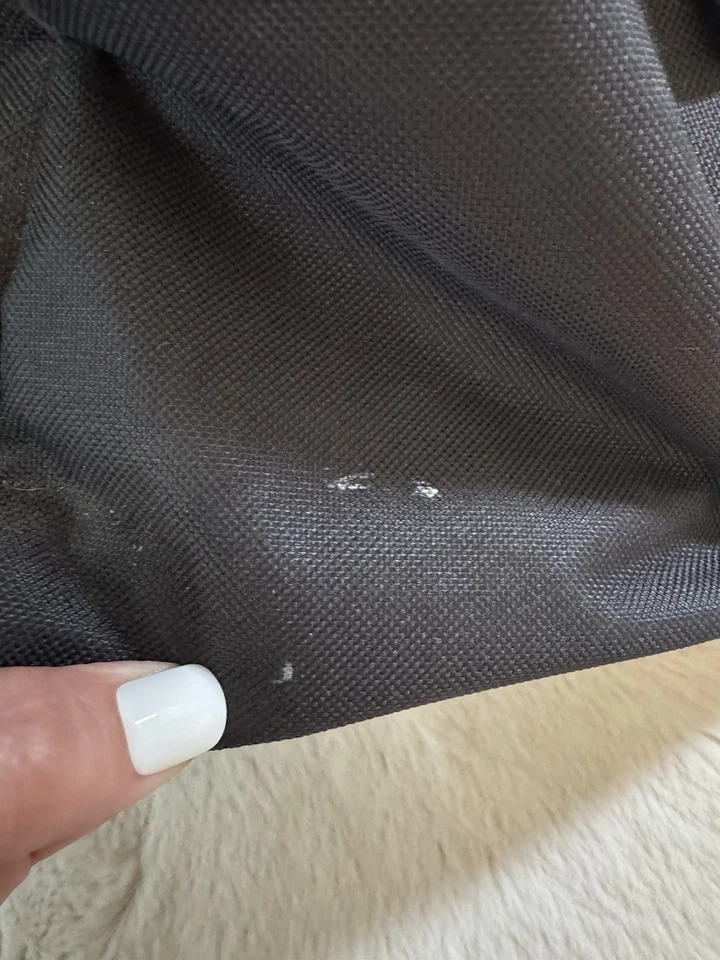 Bolsa de transporte True Religion ferradura leve com zíper preta náilon - Imagem 3 de 4