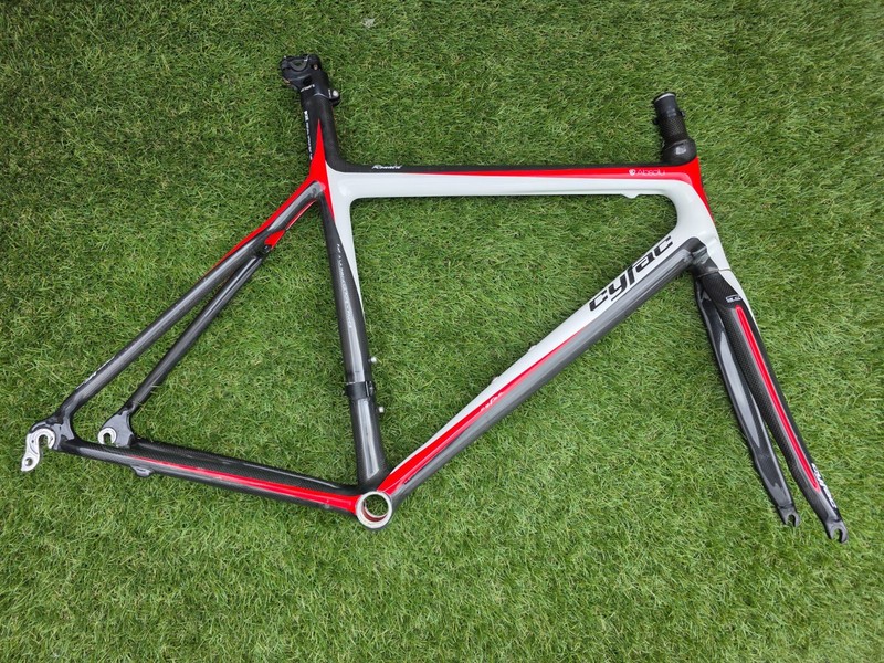 Cyfac Absolu V8 Ronald Carbon Frameset, Small, 650" Wheels, Rim Brake, Excellent