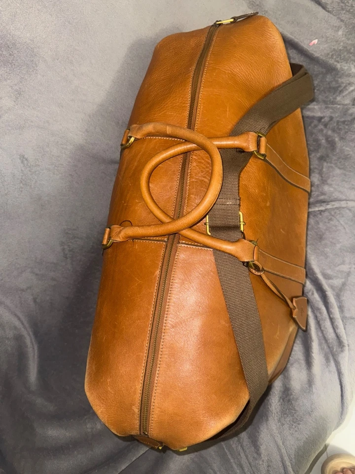 桑葚旅行包 — 第 2/4 张图片