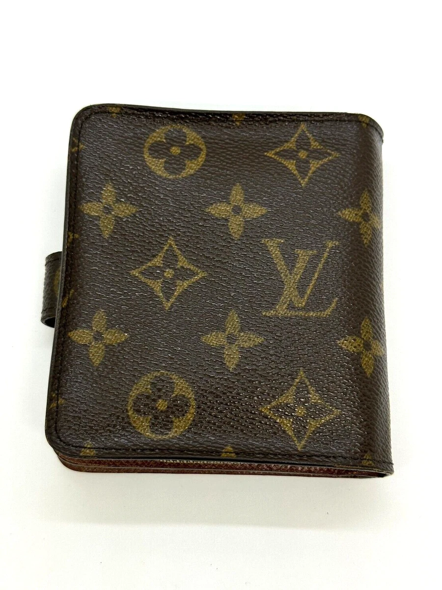 Louis Vuitton wallet women used