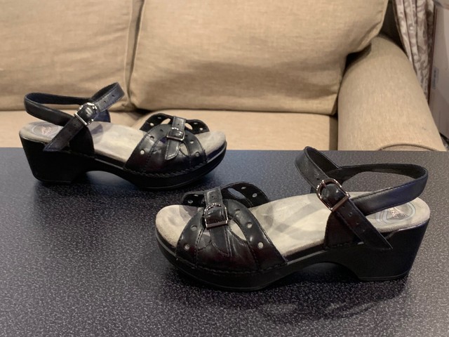 dansko black sandals