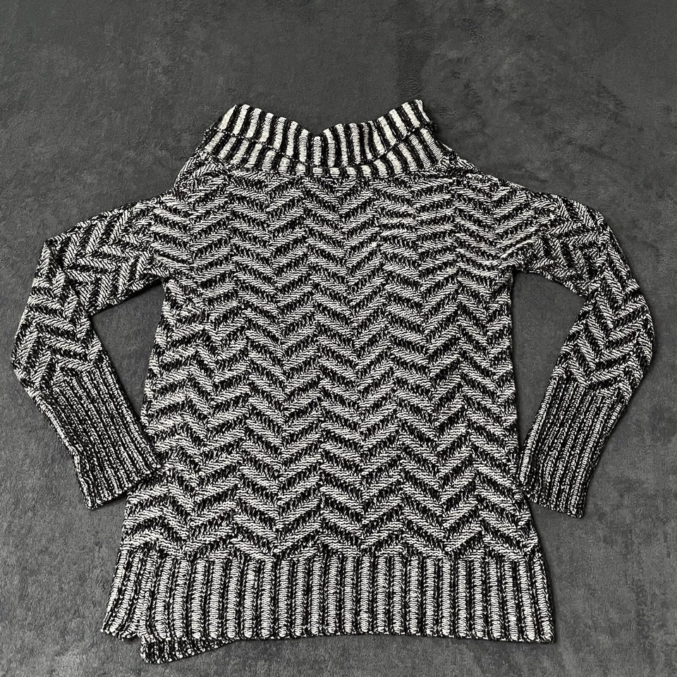 Rue 21 женщин черно-белый шеврон печать открытый передний кардиган вязаный свитер M - Изображение 3 из 4