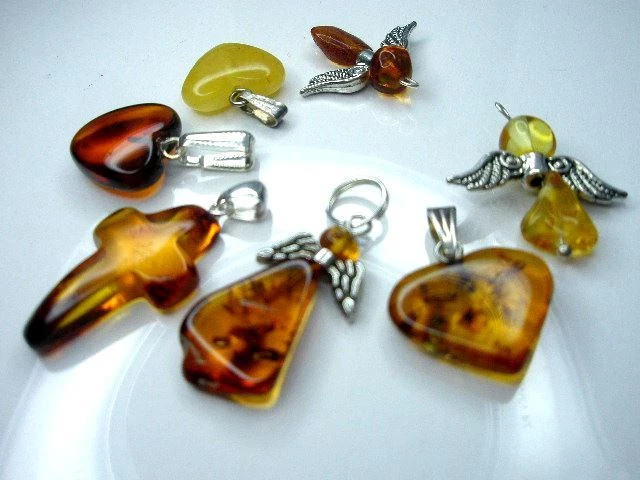 Colgante ámbar báltico - elige tu colgante (CRUZ; CORAZÓN; ÁNGEL) Foto 3 de 4