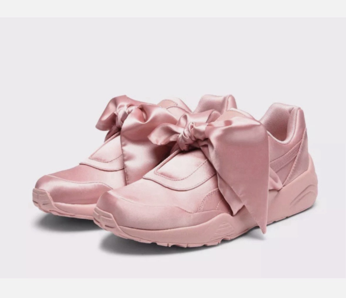 Fenty x Puma Bow PINK 2017 Women’s BNIB Size 6 1/2 image 2