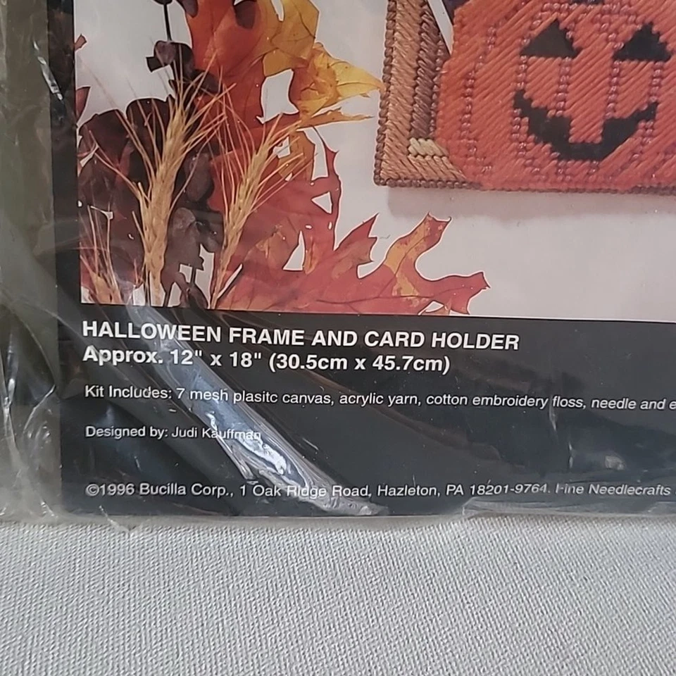 90-е Vintange Bucilla Хэллоуин Пластиковый Холщовый Набор Рама и Держатель для Карт - Изображение 3 из 4