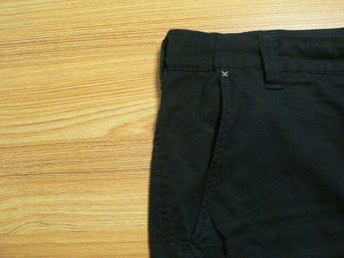 WRANGLER PERFORMANCE SCHWARZE CARGO SHORTS FÜR HERREN - Gr. 38 - W38" - 9" INNENNAHT - 14" RISE - SEHR GUTER ZUSTAND - Bild 9 von 16