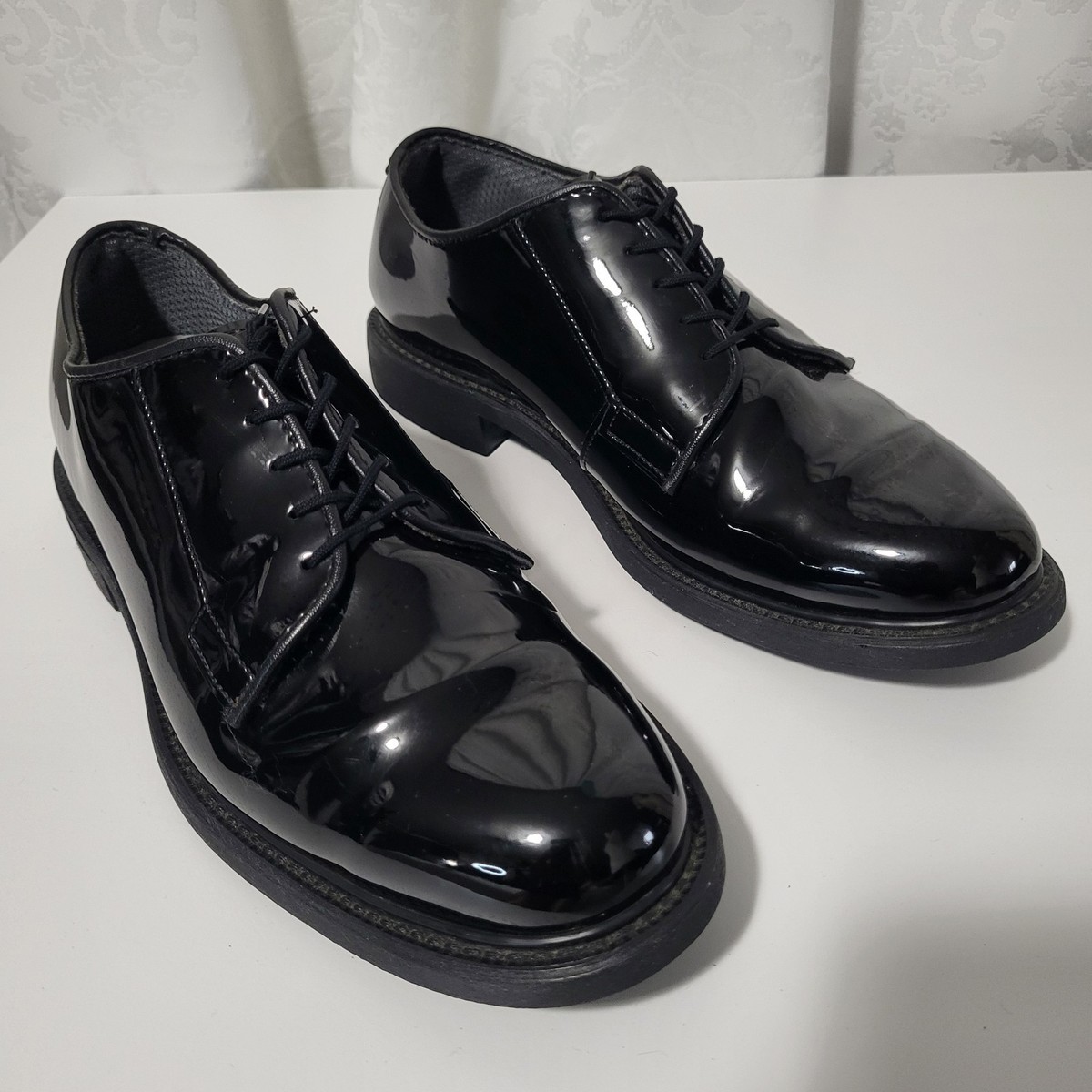 Bates High Gloss Oxford Men display picture 2