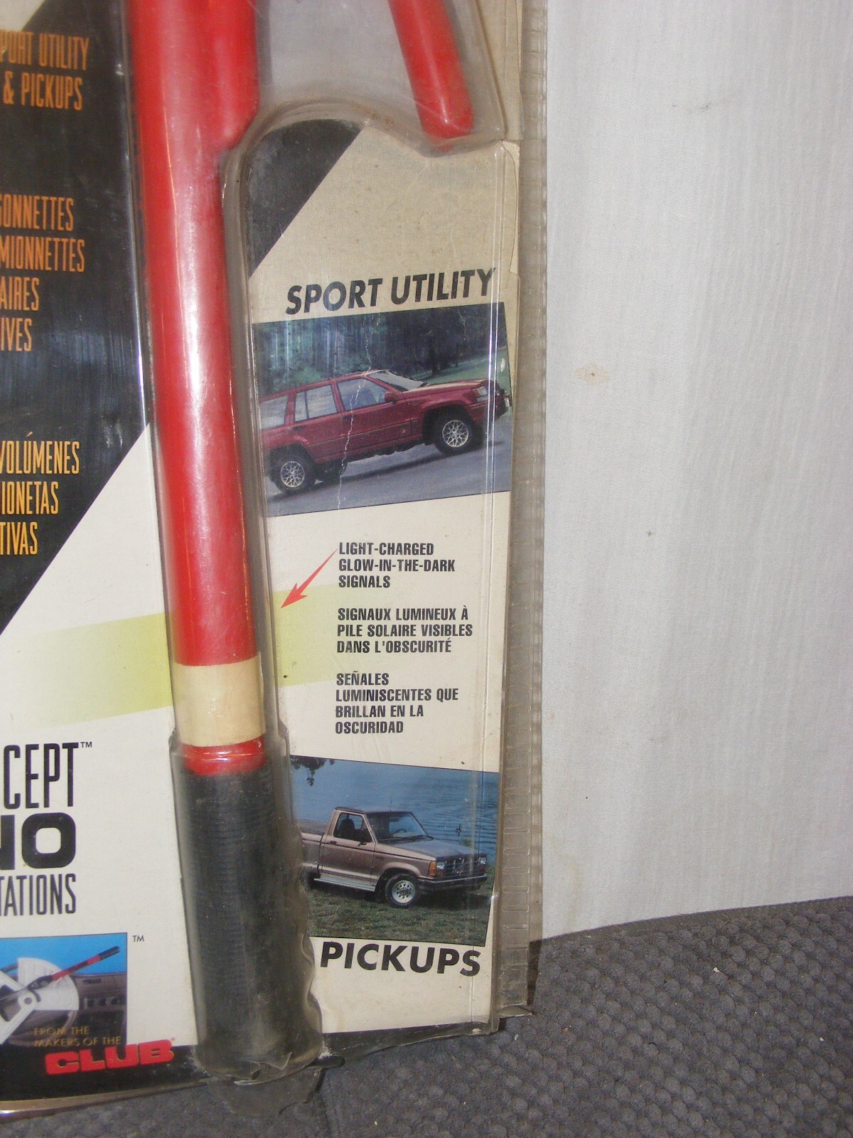 THE CLUB SPORT UTILITY LX ANTITHEFT STEERING WHEEL LOCK DEVICE 2100