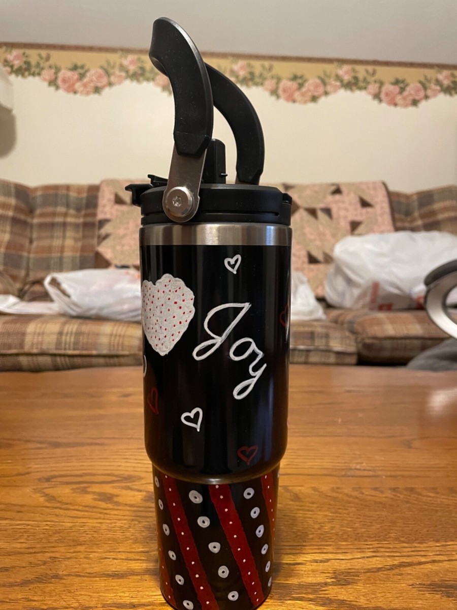 Hydr8 Water Bottle 32oz Hand painted hearts love peace joy spill