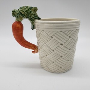Vintage 1995 Fitz and Floyd Basket Weave Coffee Mug Carrot Handle