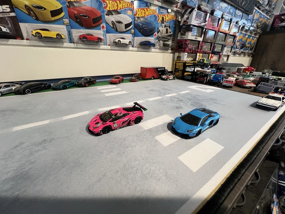 16x32 Runway Display Mat For 1:64 Cars And Trucks, Display For Diecast Cars - Image 3 of 4