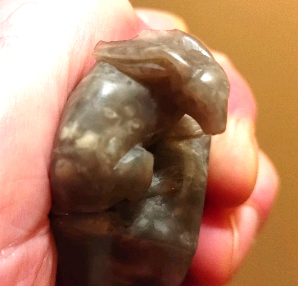 Vintage  Chinese Soap Stone Animal  Seal Figurine  Rabbit. - Image 2 of 4