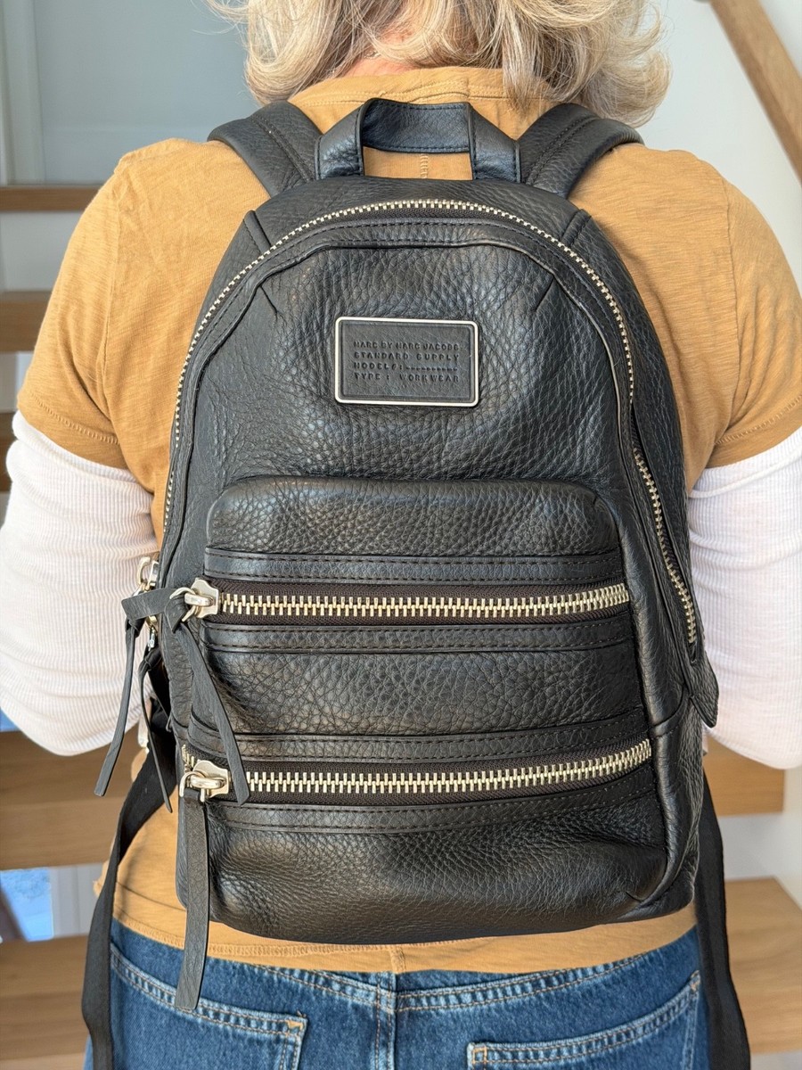 マシータ様　MARC BY MARC JACOBS HANDLE BACKPAC Marc by Marc Jacobs vintage brown leather backpack with silver