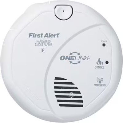 First Alert Sa520b Smoke Alarm, 85 Db At 10 Ft, (2) Aa Batteries, 120V Ac,